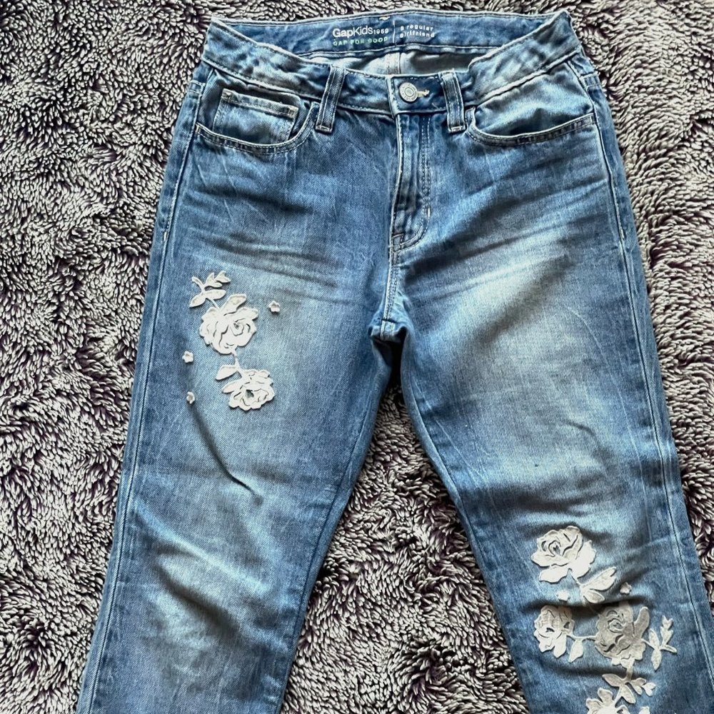 Straight-leg GAP Denim Pants with Flower Embellishment Size 8 for Girls